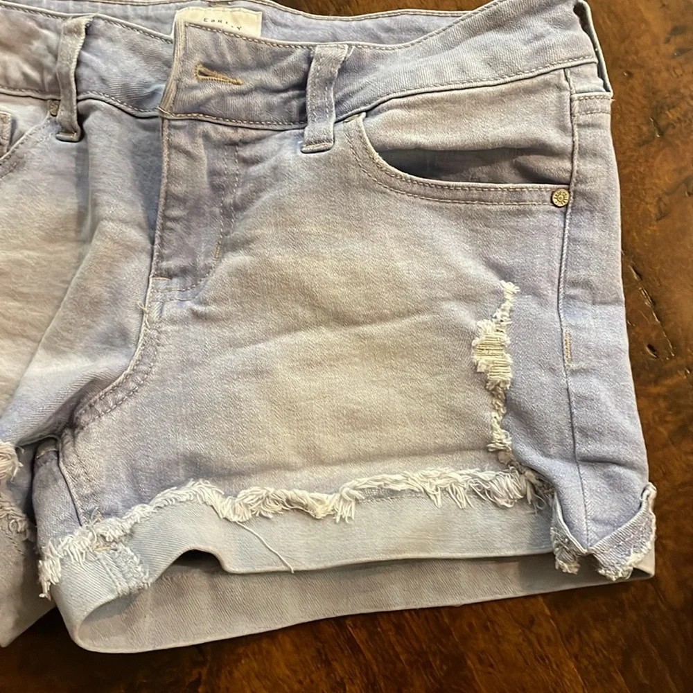 Bundle of 3 tween  shorts, size 0, 16 and 1 PR 25 waist - Picture 6 of 13